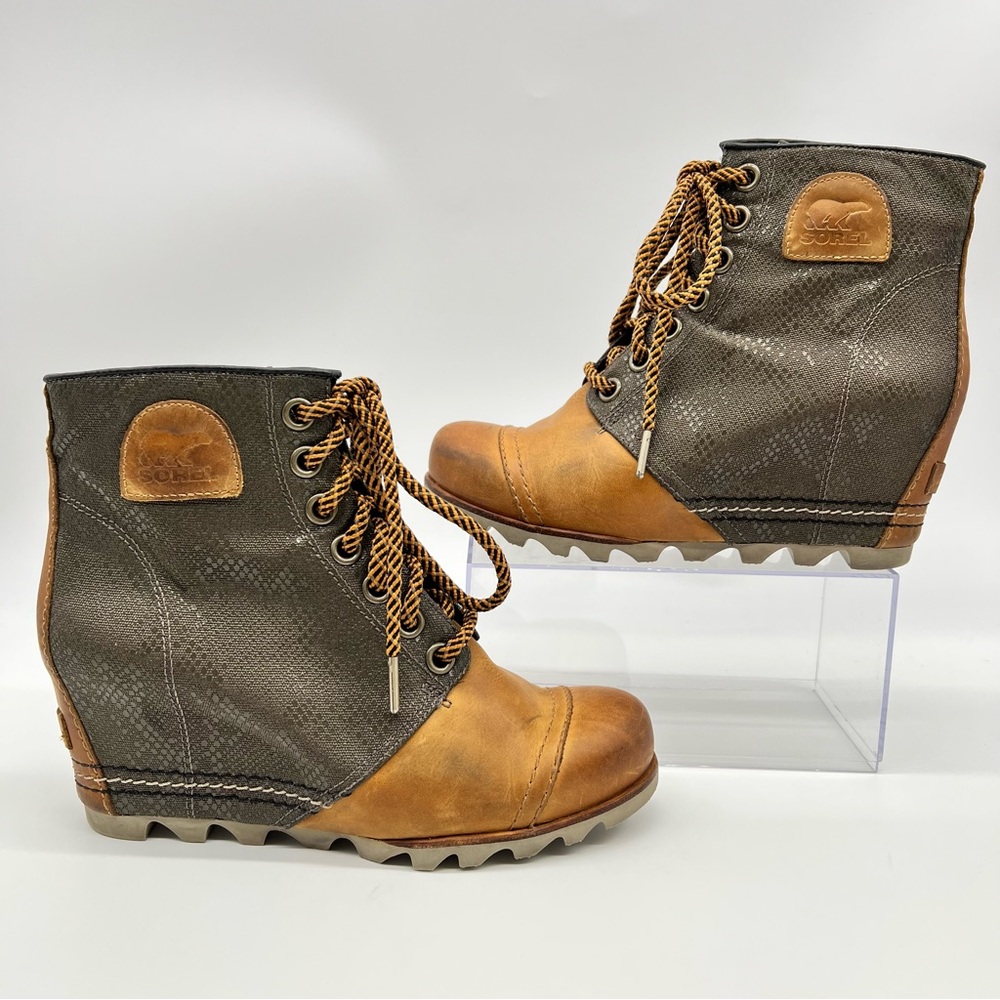 Sorel 1964 Tan Leather and Gray Snake Print Lace Up Hidden Wedge Boots-Lug Sole